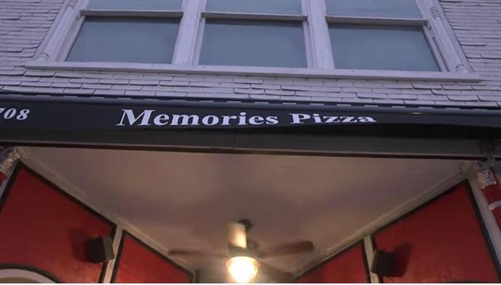 Indiana pizza shop that refused to cater gay weddings closes, years after GoFundMe to save it