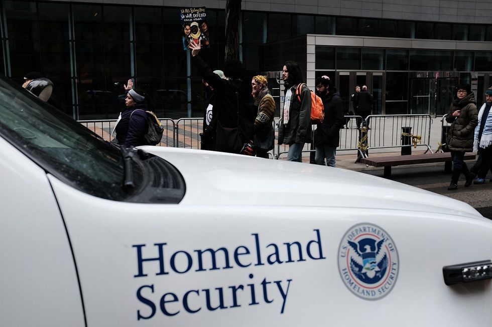 Judge to DHS: Come up with a better explanation, or start taking DACA applications again