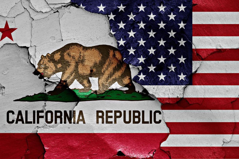 New California bill would allow illegal immigrants to serve in government — and may be paid