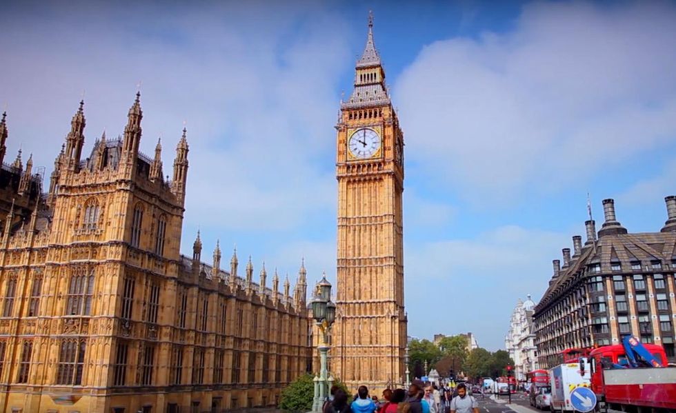 Some UK schools ditching traditional clocks because teens can't tell time, stressing out on exams