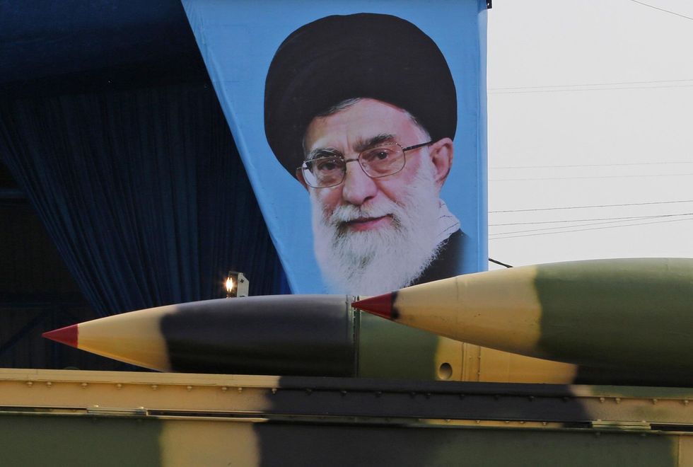 Iran attacks Israeli forces for the first time - 20 missiles lobbed