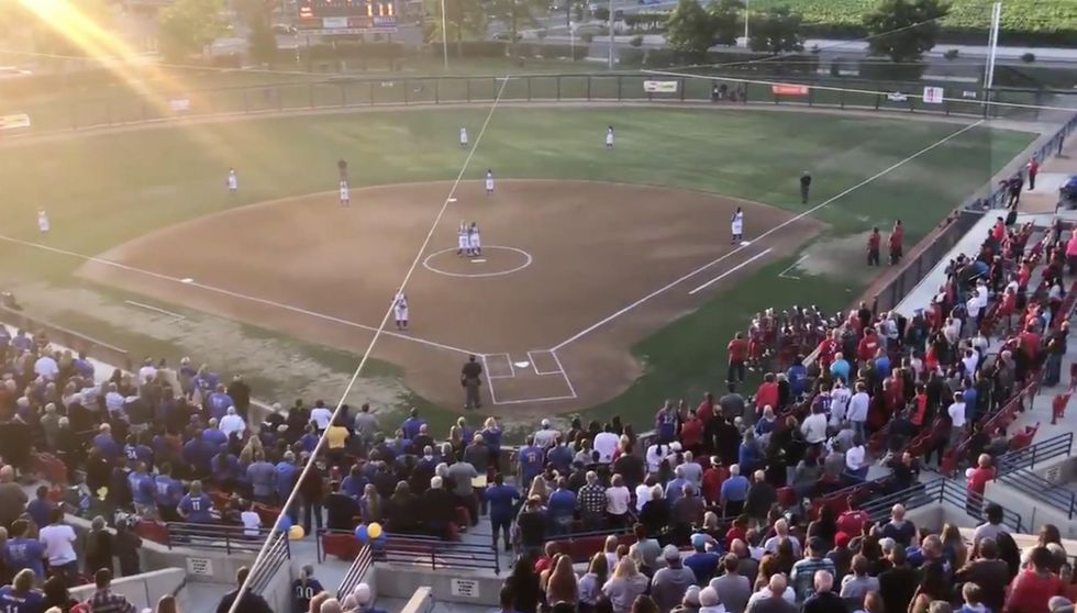 Watch how this patriotic crowd responds when PA announcer says no national anthem before ball game