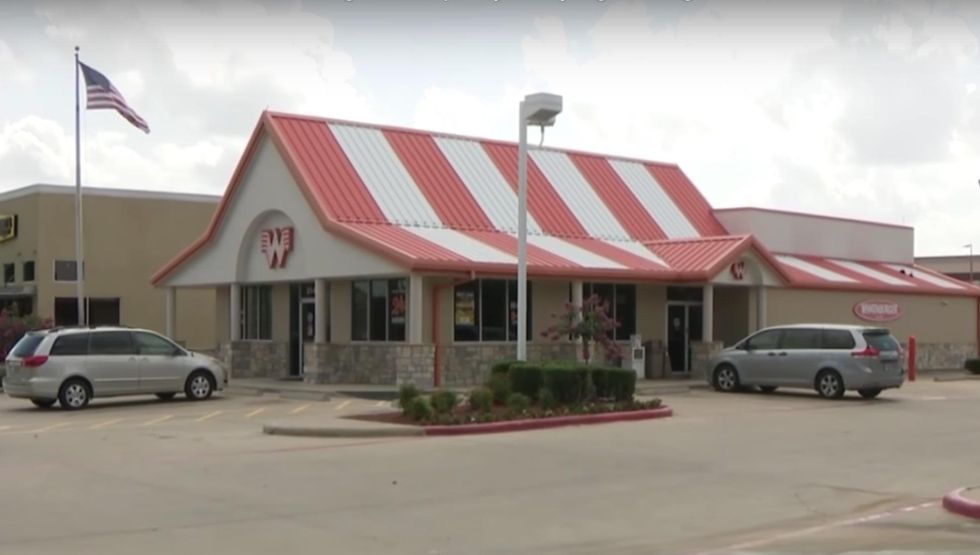 Whataburger apologizes after police detective refused service for openly carrying his service pistol