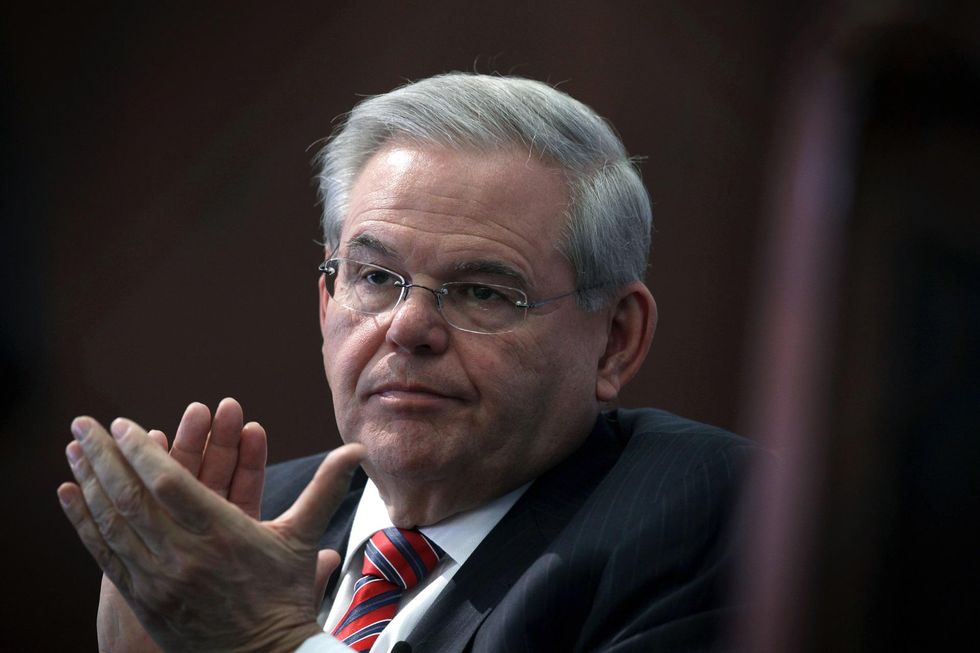 NJ-Sen: Incumbent Democrat Senator Bob Menendez wins primary in spite of scandal