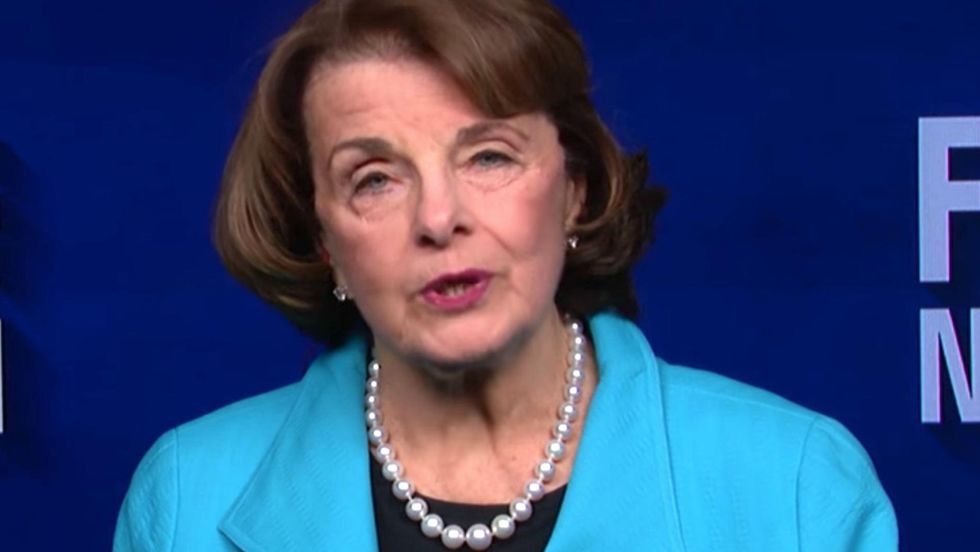CA-Sen: Feinstein easily glides past jungle primary - Republican likely shut out