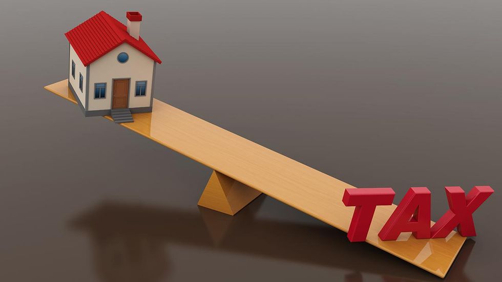 New tax laws could prompt mass exodus from high-tax states, real estate experts say