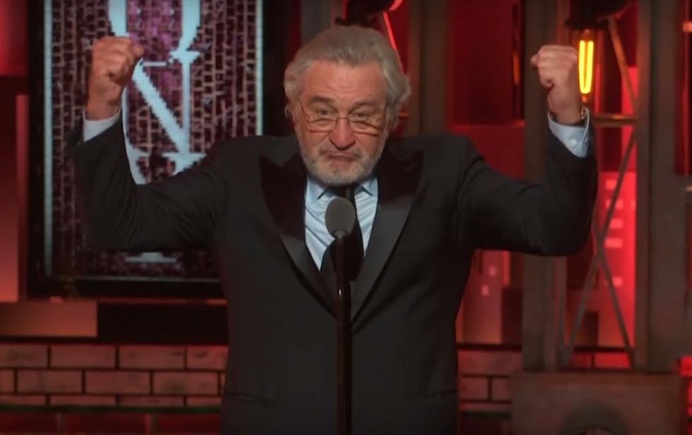 Robert De Niro says  'F*** Trump' at Tonys; Parkland drama students give surprise performance