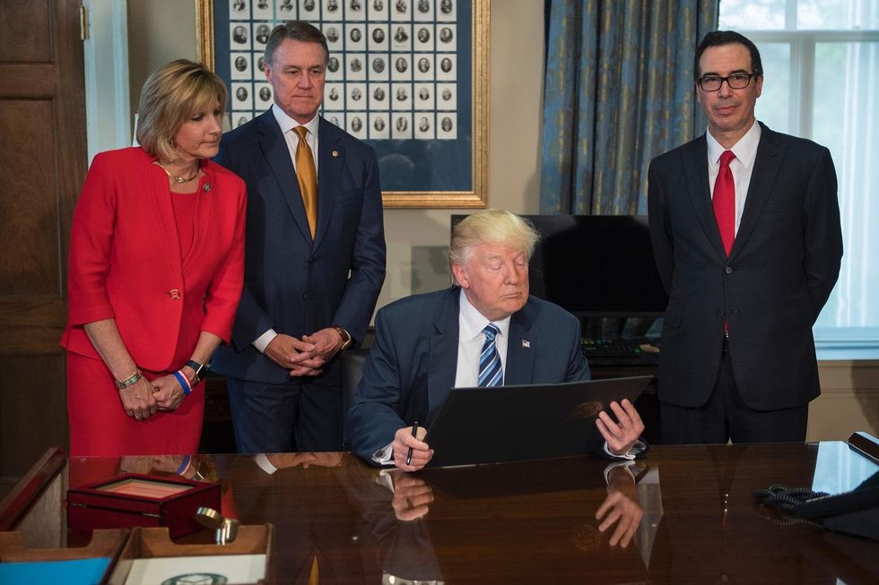 US budget deficit rises 23 percent; largest for May since 2009