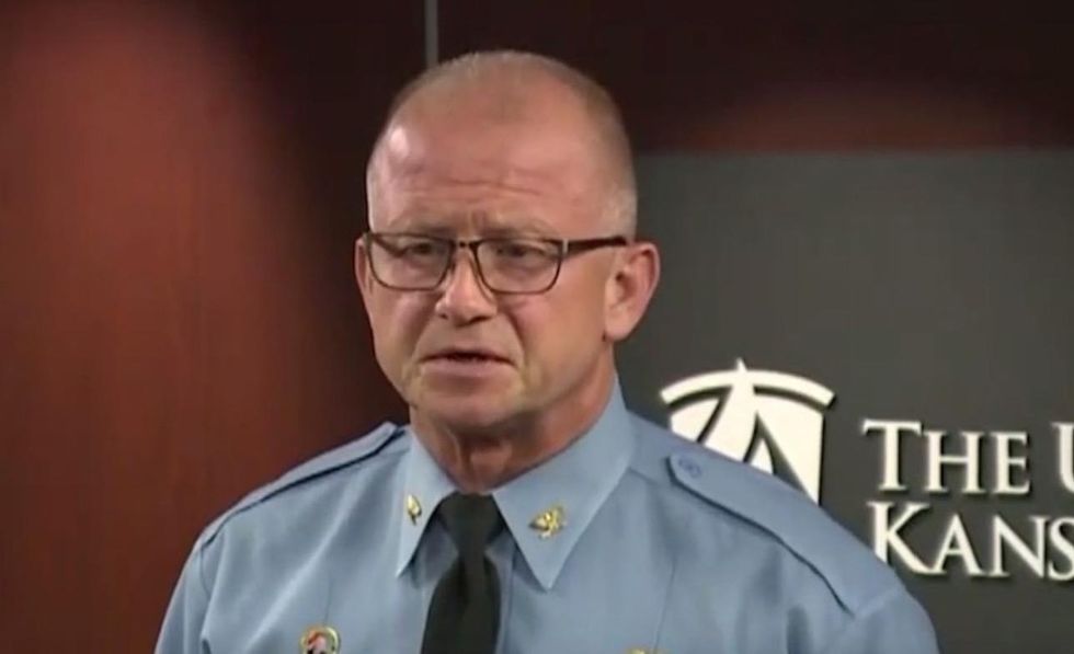 BREAKING: One sheriff's deputy killed, another critical after shooting outside Kansas courthouse