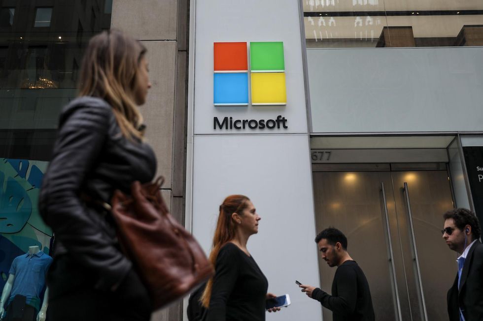 Microsoft employees demand company cut all ties with ICE: 'Microsoft is a company of immigrants