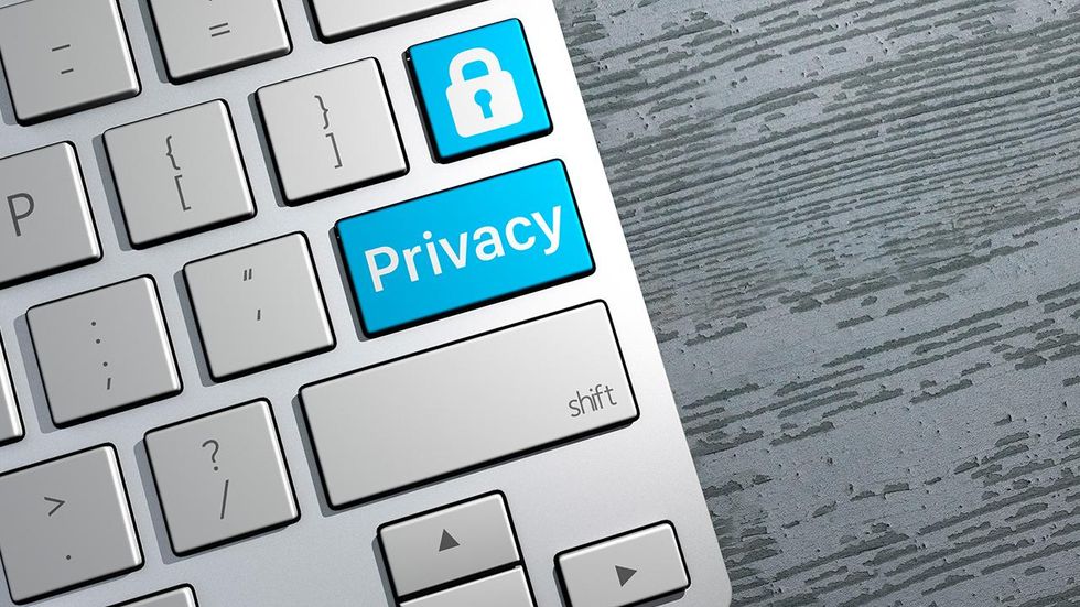 California legislators approve law to protect online consumer privacy