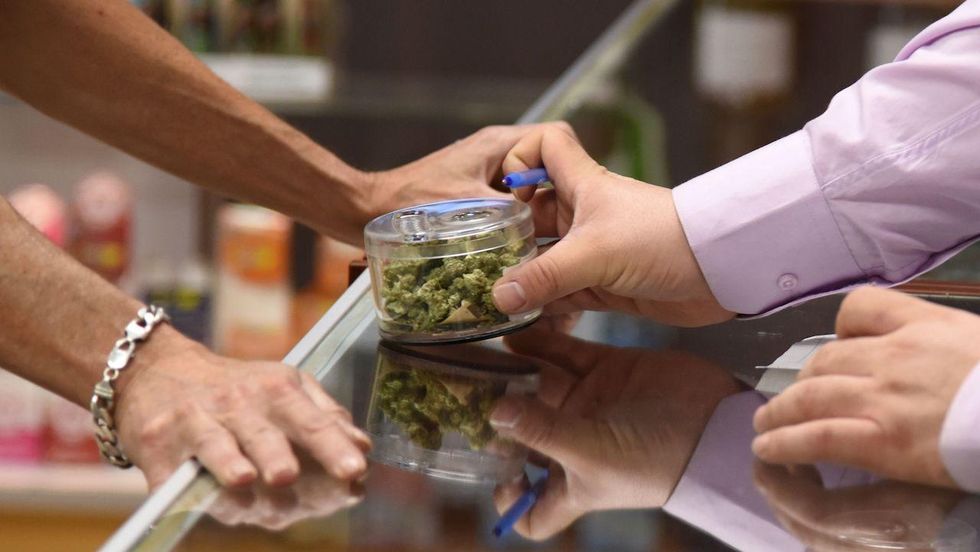 Experts issue warning about claims that marijuana can cure cancer and other diseases