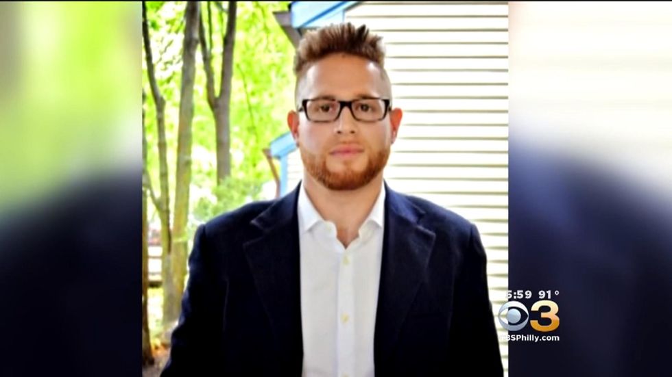 Recovering addict made a show of helping other addicts, but now he's charged with bribery, kickbacks