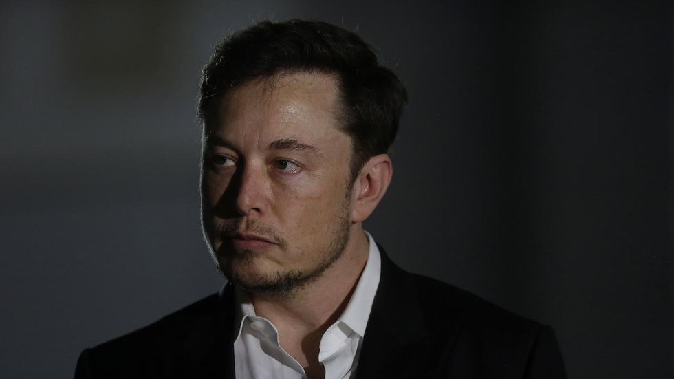 Elon Musk accepts Twitter challenge to get clean water to every home in Flint