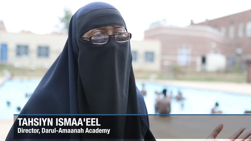 Muslim kids told to leave pool; mayor apologizes that they were booted over religious clothes