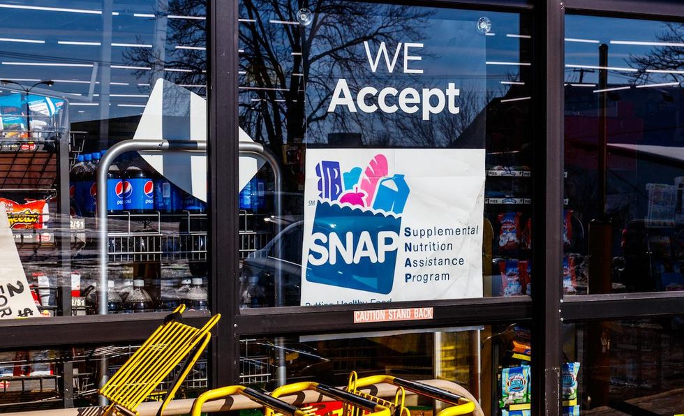 Food Stamp use slowly declines but enrollment remains high as economic security catches up
