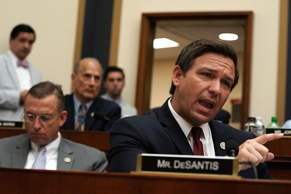FL-Gov: New poll shows DeSantis leading, but in a virtual tie for his current Congressional seat