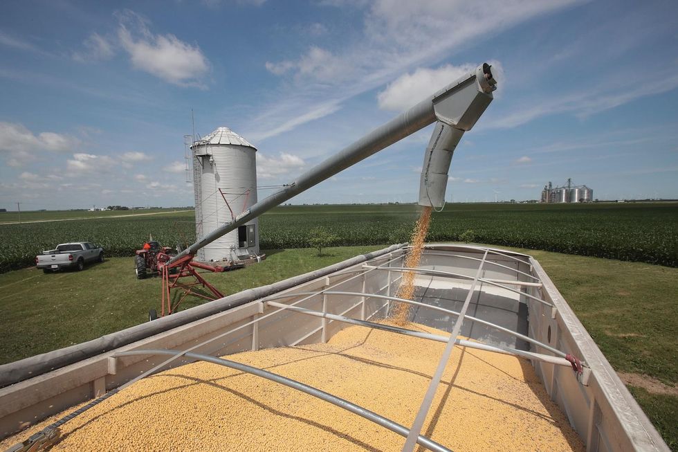 White House to announce $12 billion in aid to farmers hurt by Trump's trade policies