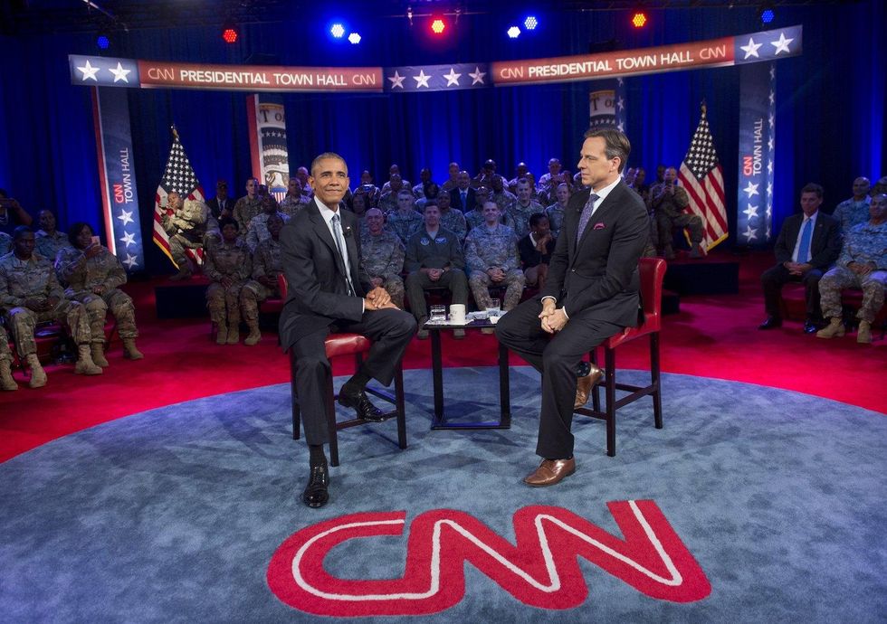 Jake Tapper slams Obamas for attending concerts while Democrats are struggling