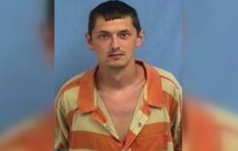 He waits for cop to exit home with kids, pulls gun in planned ambush. His plan doesn't quite cut it.