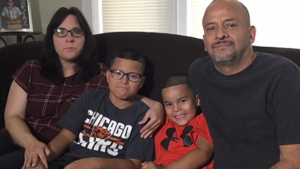 Family files lawsuit against Chicago PD for mistakenly raiding home, pointing guns at kids