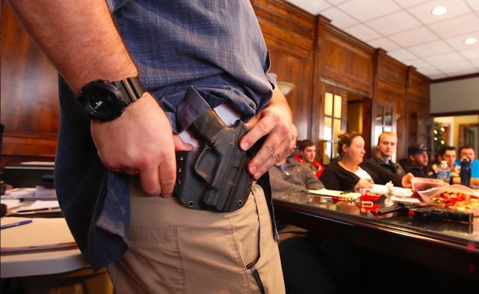 Guns allowed on campus leads prof to cancel office hours, declare 'I no longer feel safe': student