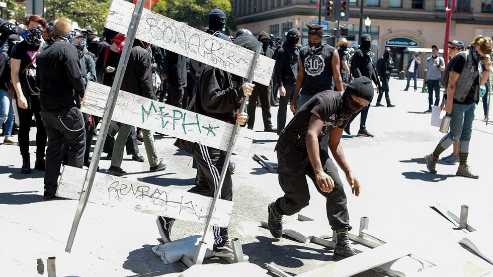 Multiple Antifa protesters arrested after clash with Philly police during Blue Lives Matter march