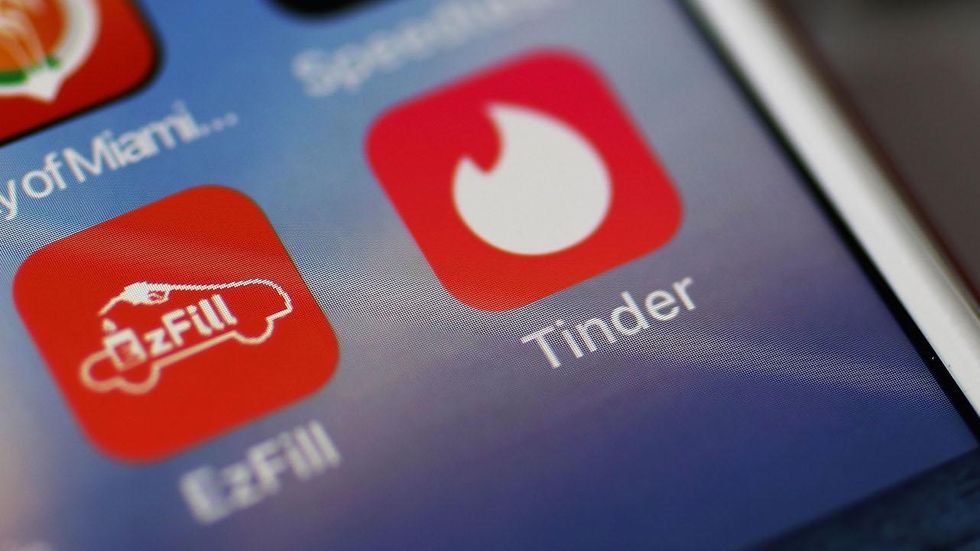 Health experts say dating apps are contributing to alarming spike in STDs