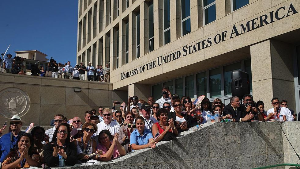 Tin foil hat time: NYT report suggests weaponized microwaves prime suspect in US embassy illnesses