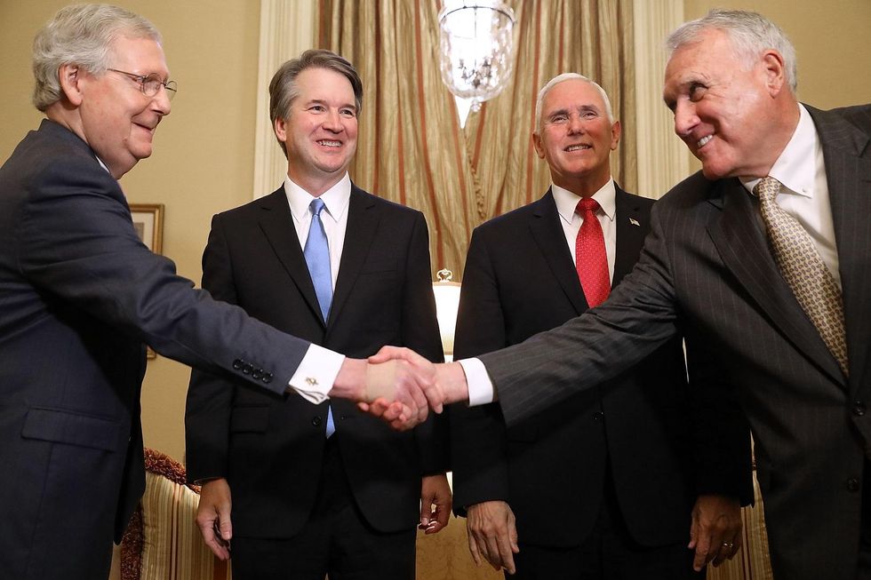 Arizona governor names former Sen. Jon Kyl as McCain replacement