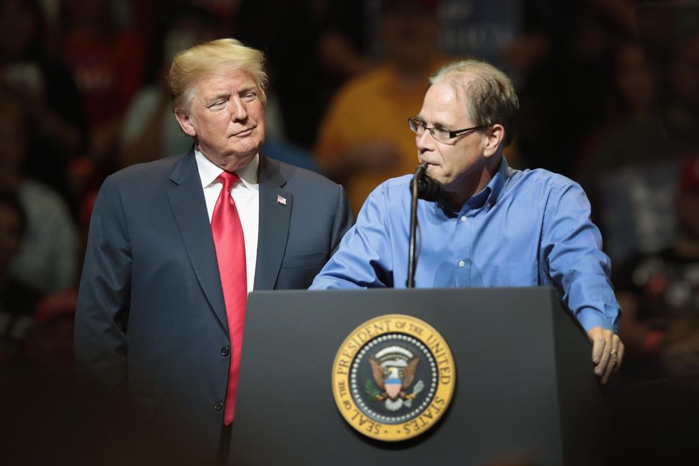 IN-Sen: Trump endorses Braun: ‘A vote for Mike Braun is a vote to … make America great again’