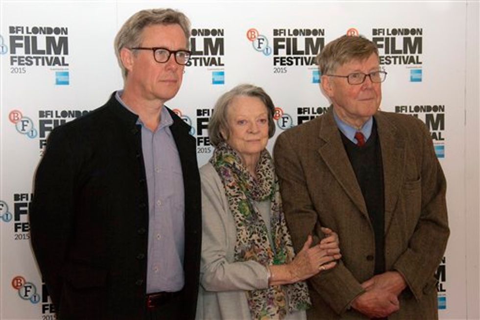 Maggie Smith Shines in 'The Lady in the Van