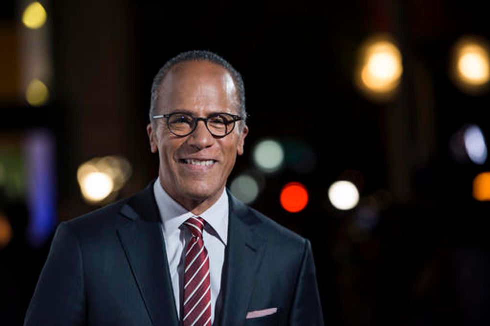 Lester Holt joins Brian Williams' team of honest jouralists