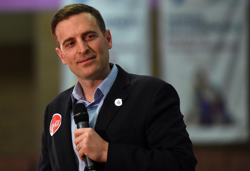 NV-Gov: Laxalt's relatives strike again; 12 of them oppose Republican's candidacy in scathing op-ed