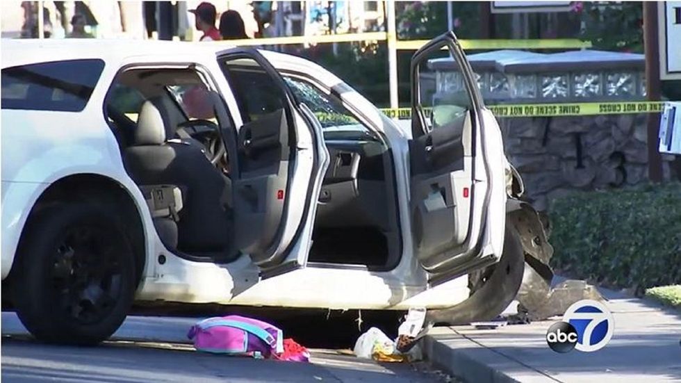 Kidnapping victim shoots suspect while he drove during a police chase; baby was in the back seat