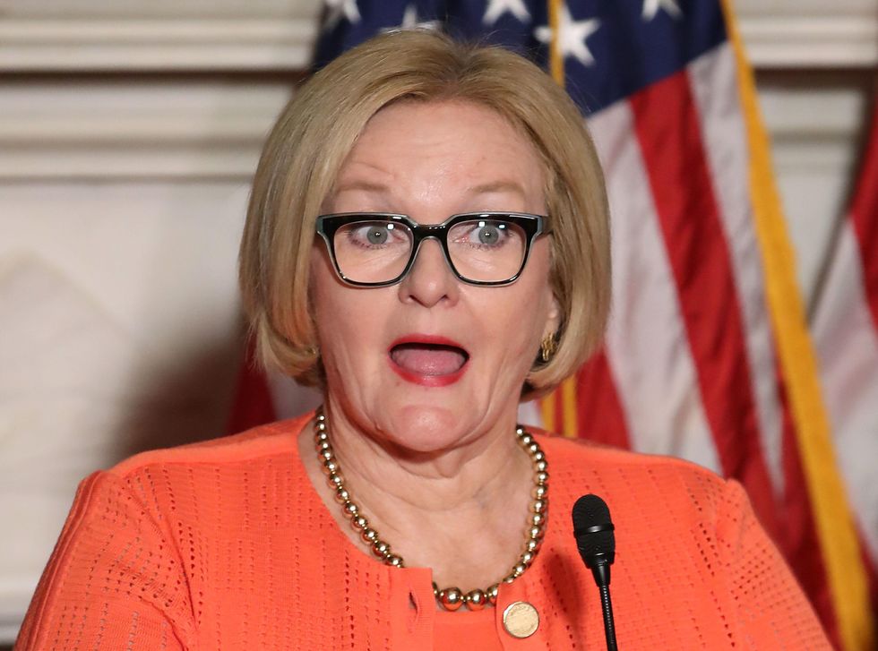 MO-Sen: Claire McCaskill tries to distance self from 'crazy Democrats,' names Warren and Sanders