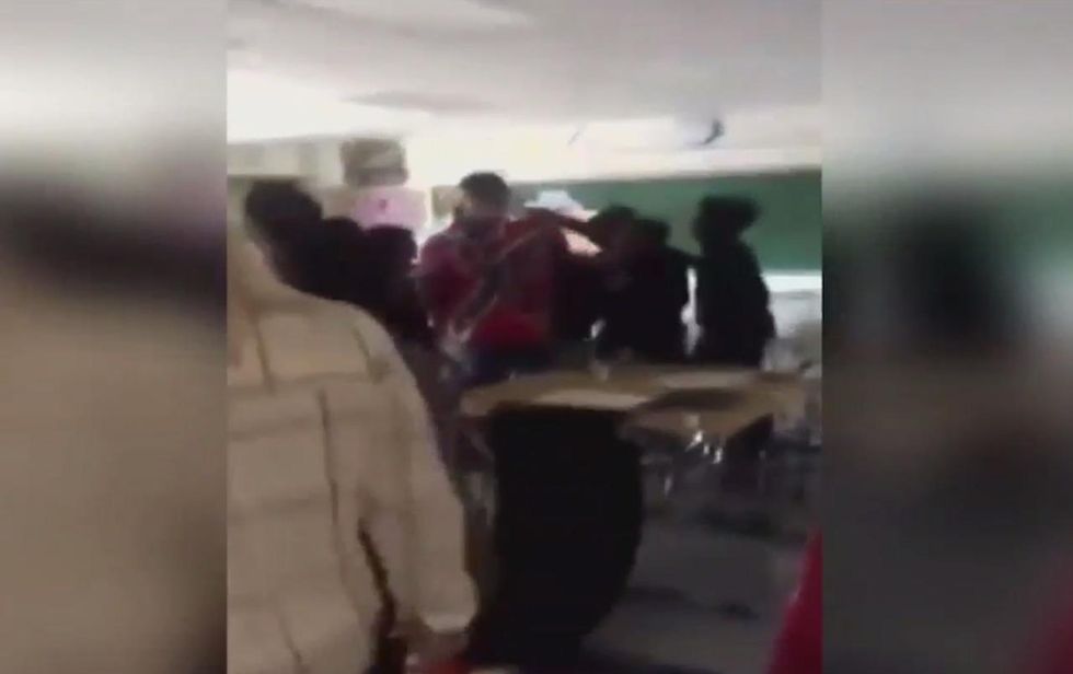 HS student physically attacked by gang of classmates for wearing Confederate flag shirt: witnesses