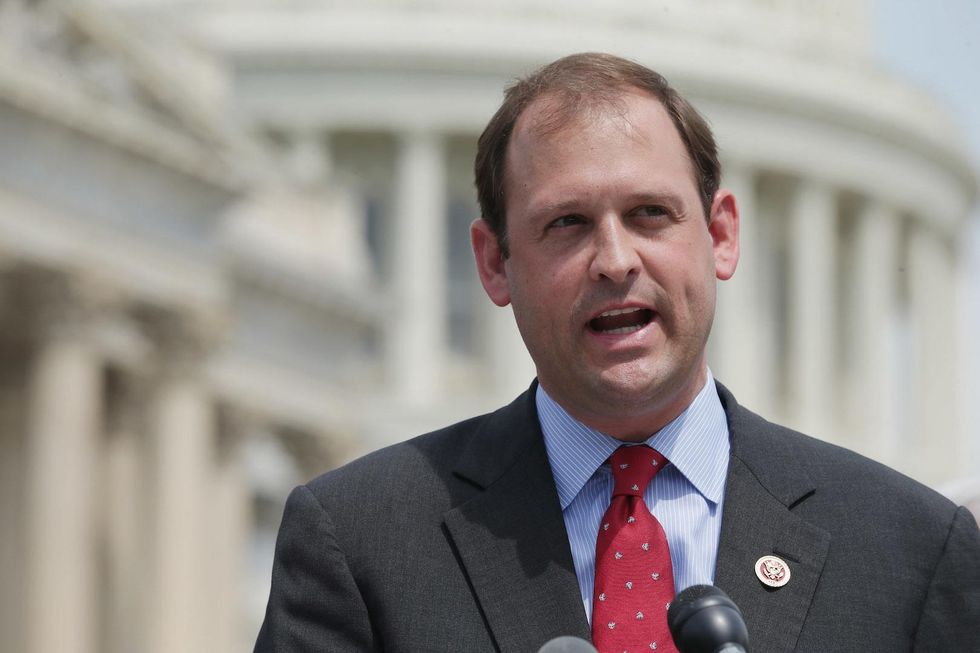 Republican Andy Barr defeats Amy McGrath to hold crucial Kentucky 6th District