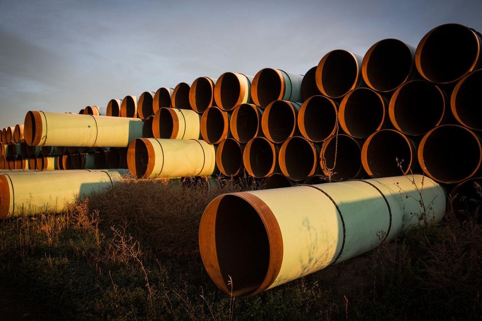 Federal judge blocks Keystone XL pipeline