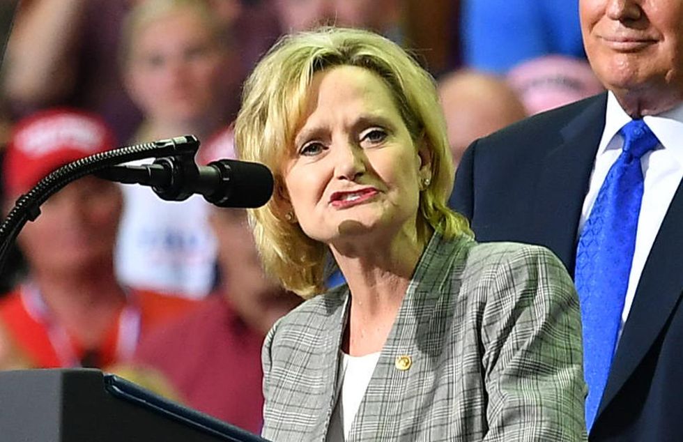 MS-Sen: GOP Sen. Hyde-Smith's 'public hanging' comment prompts accusations of racism