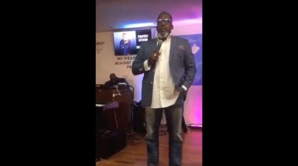 Pastor criticized for asking male church member who was dressed like a woman to leave