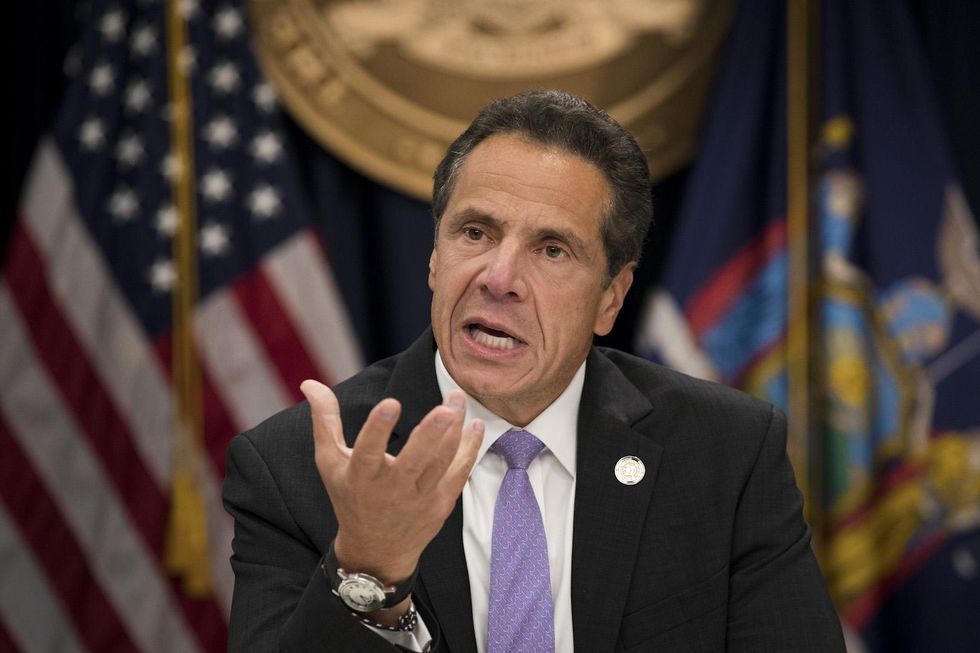 NY Gov. Cuomo says he would sign bill to allow driver's licenses for illegal immigrants