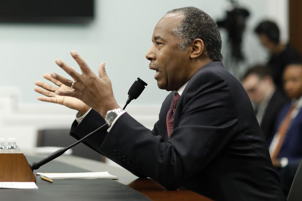 HUD housing getting worse under Ben Carson; some live in 'life-threatening' conditions