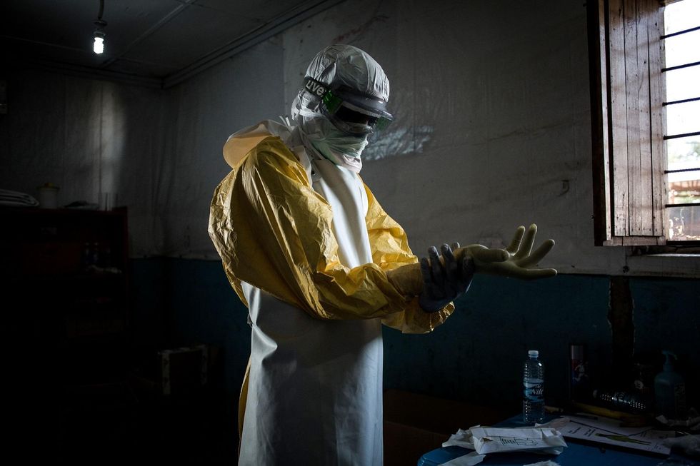 Ebola kills more than 200 in Democratic Republic of Congo while violence kills health workers