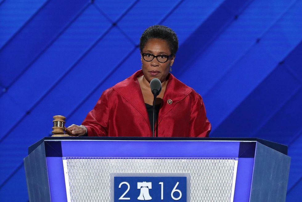 Rep. Fudge, possible Dem challenger to Pelosi, wrote a letter of support for a man who beat his wife