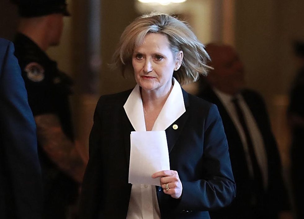 MS-Sen: No media, audience allowed at debate; Espy campaign blames Sen. Hyde-Smith