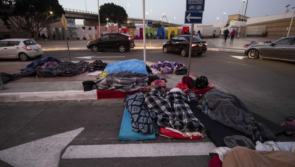 Tijuana Mayor declares 'humanitarian crisis' over migrant caravan