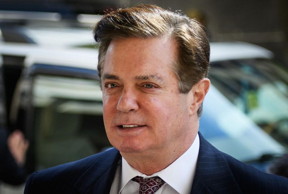 Report: Paul Manafort may have visited Julian Assange in 2016 before WikiLeaks released Dem emails