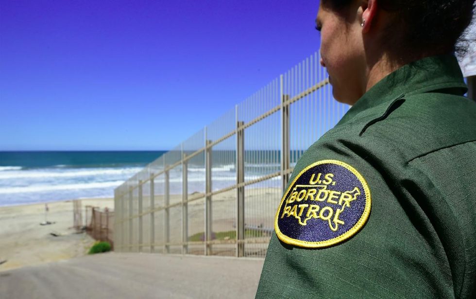 Illegal immigrant population in US at lowest level since 2004, study says — but not because of Trump