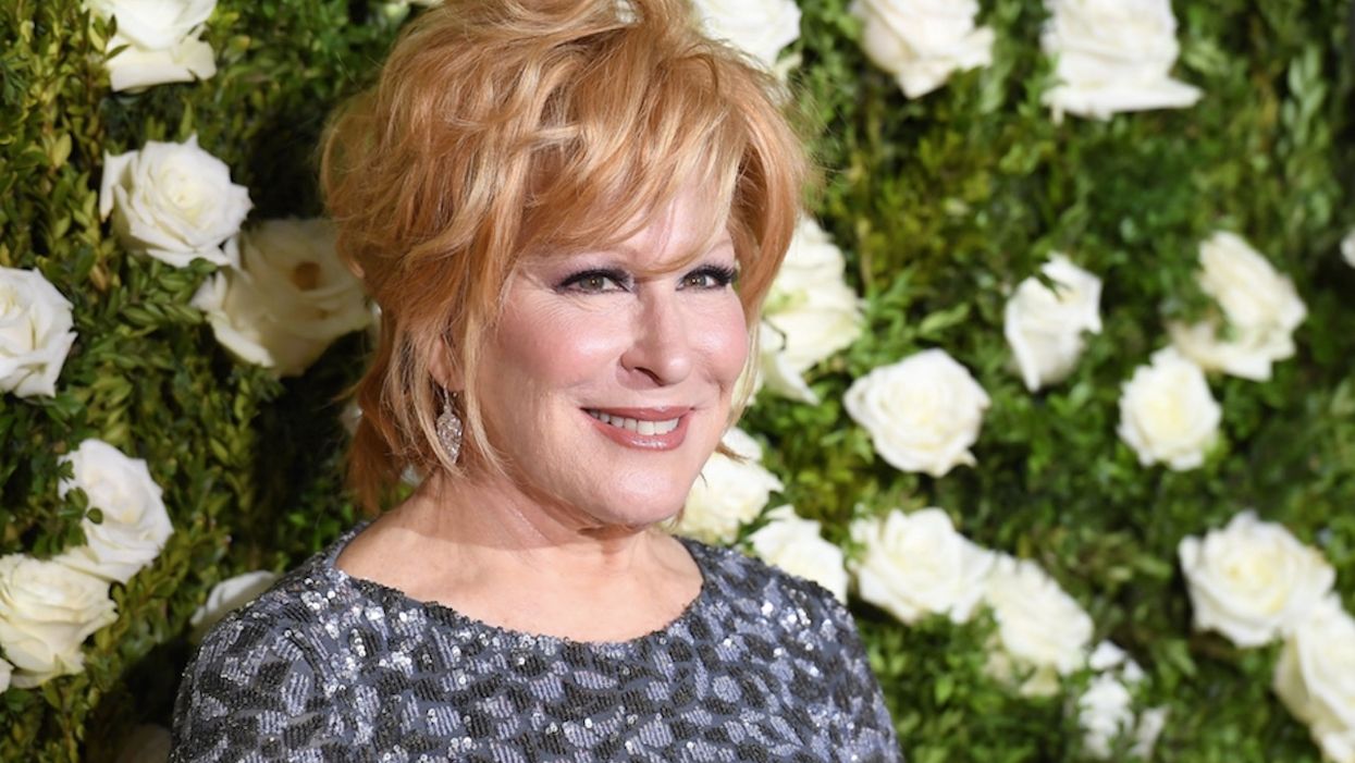 Left-wing entertainer Bette Midler relishes Trump, family hanged by Mueller 'GOOD AND HIGH'